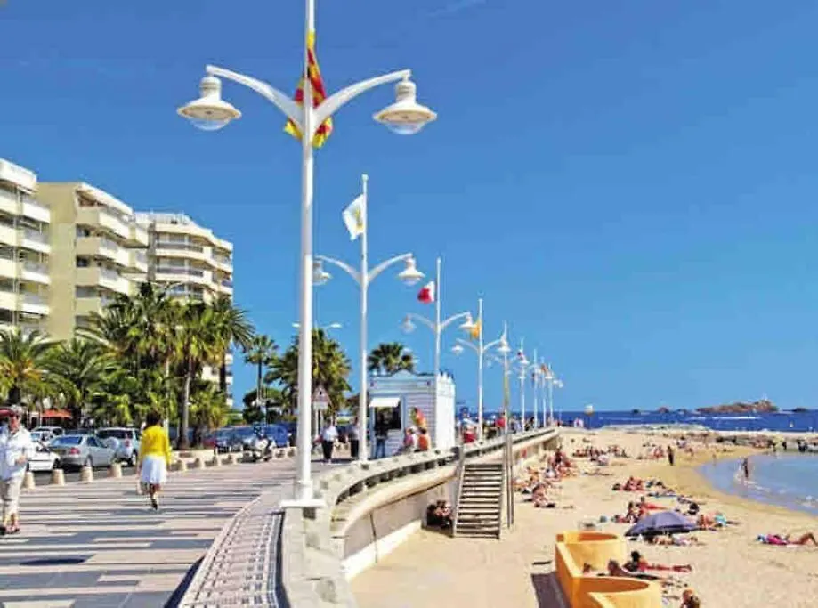 Soleil- 4 Pers Hyper Centre Plage - 2 Min - Terrasse Saint-Raphael