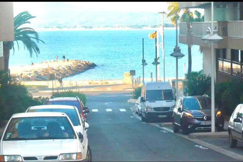 Apartment Soleil- 4 Pers Hyper Centre Plage - 2 Min - Terrasse Saint-Raphael  France